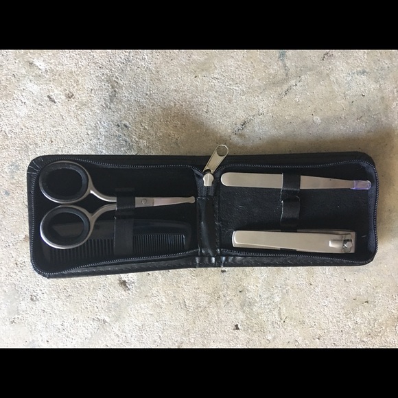 Brushed Stainless Steel Men’s Grooming Tool Kit - Picture 1 of 2